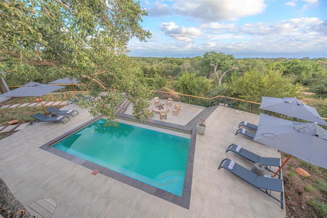 Little Kubu Lodge Hoedspruit Exterior photo