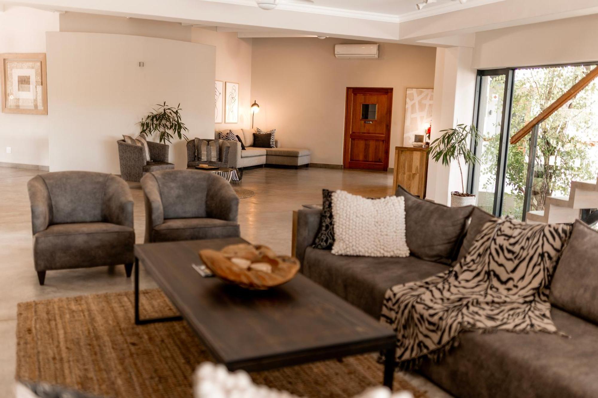 Little Kubu Lodge Hoedspruit Exterior photo
